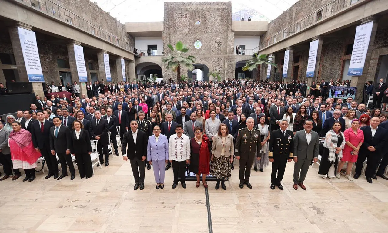$!Ernestina Godoy presenta nueva estrategia al frente de la FGR; ni burocracia dorada ni fabricación de culpables, dice