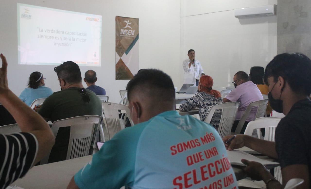 $!Inicia Primer Curso de Capacitación a entrenadores impartido por Imdem