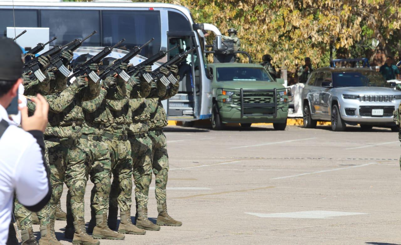 $!Celebran en Mazatlán el 111 aniversario de la gesta heróica de la defensa del Puerto de Veracruz