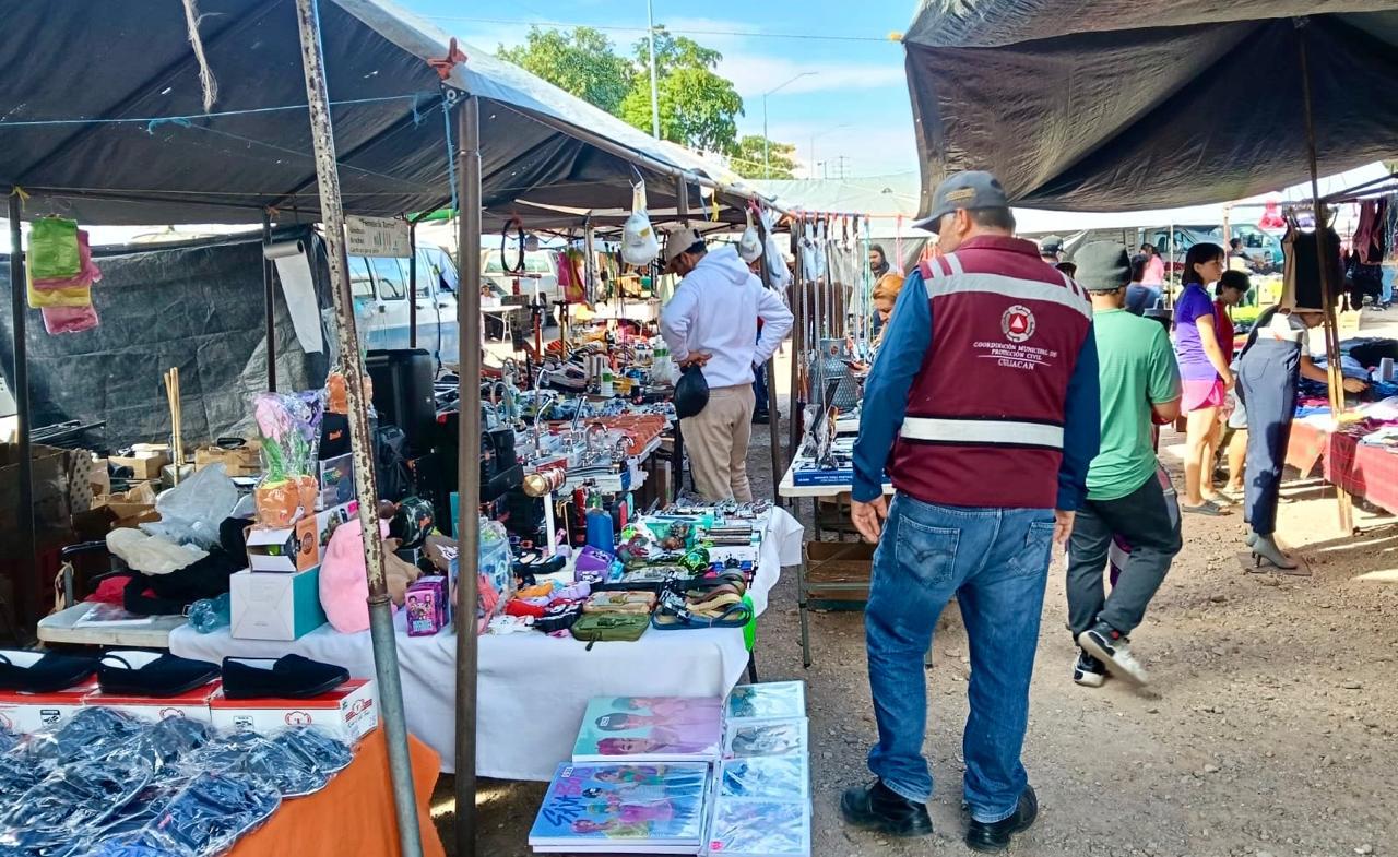 $!Saca Protección Civil 20 kilos de pirotecnia de las calles de Culiacán