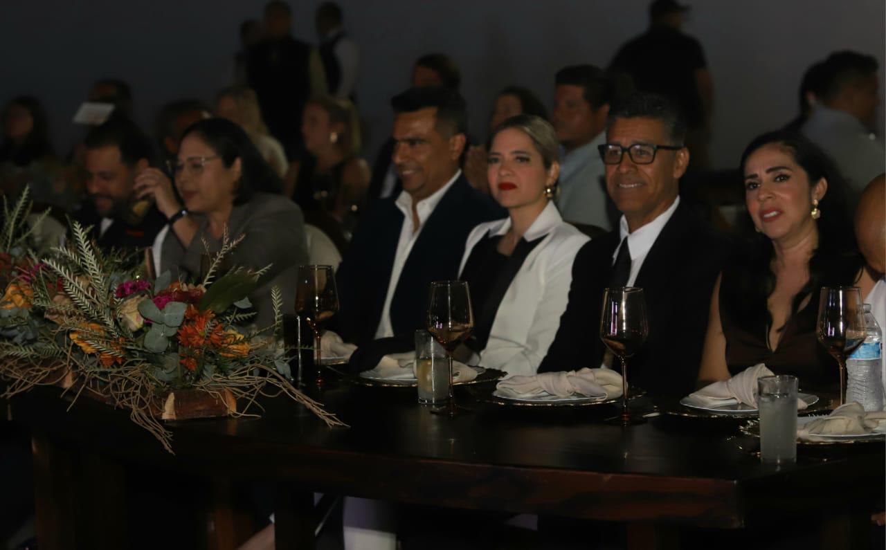 $!Jennifer Tirado y Sigi Cruz, ganadores del Premio Municipal del Deporte 2025 en Mazatlán