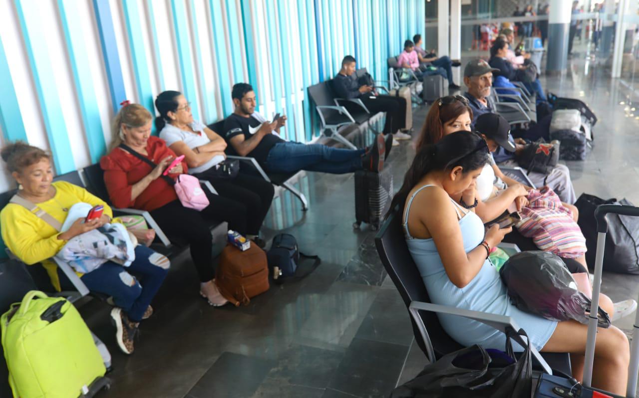 $!Central Camionera de Mazatlán registra alza en entradas y salidas de viajeros