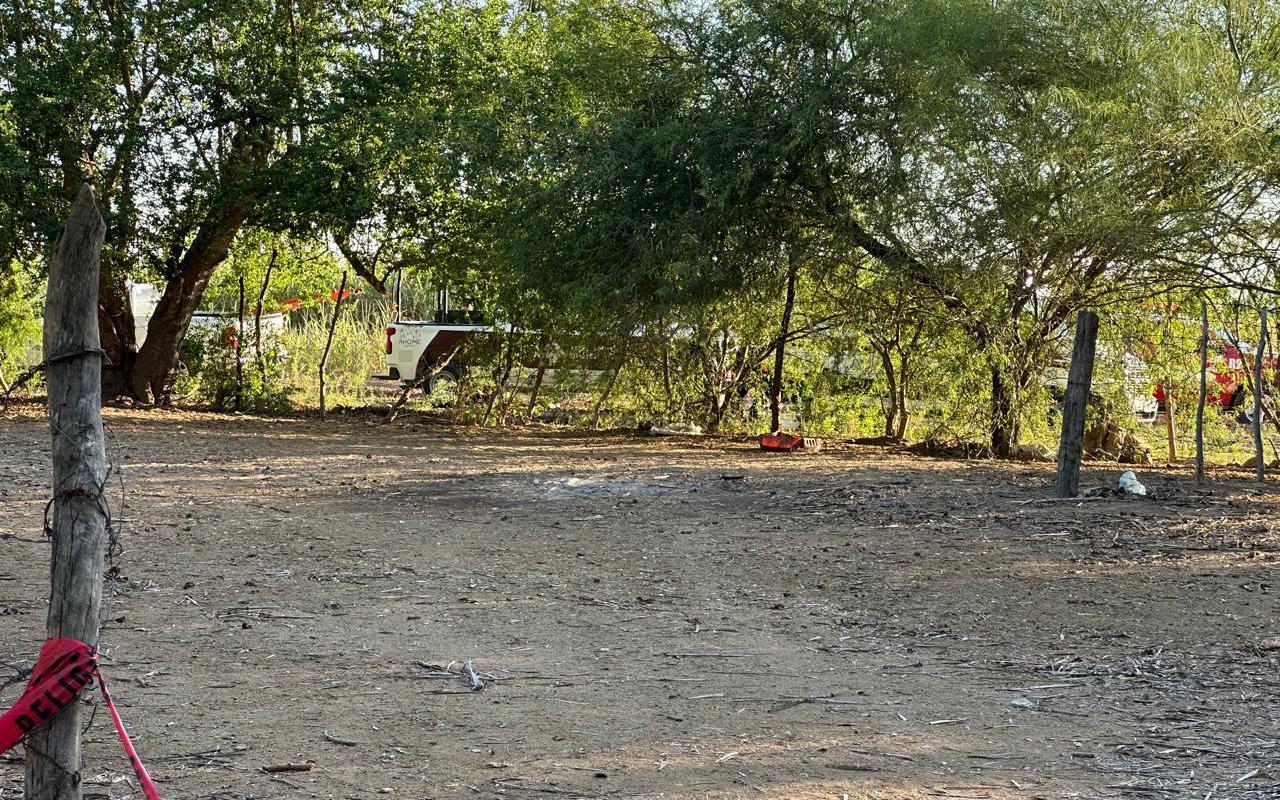 $!Muere trabajador prensado por una trilladora en unas parcelas del ejido Agua Nueva, Ahome