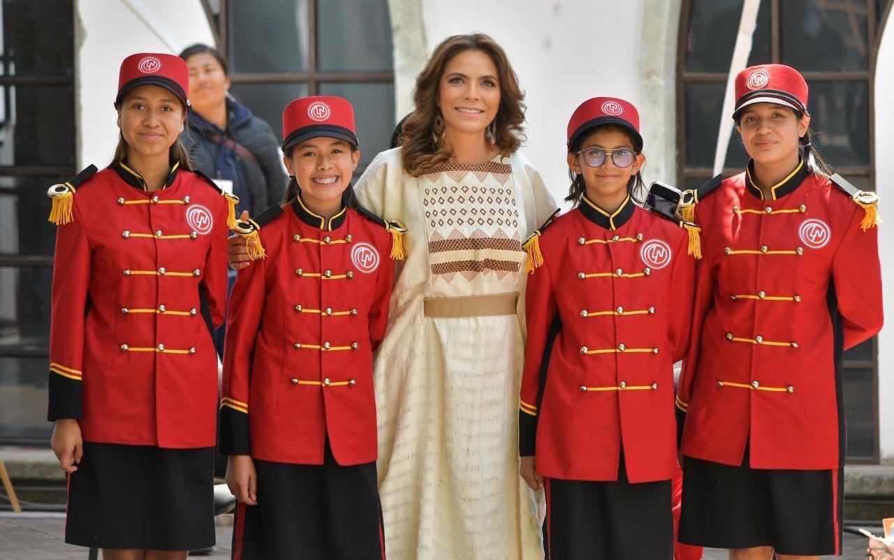 $!Devela la Presidenta Claudia Sheinbaum billete de Lotería que rinde homenaje a Margarita Maza