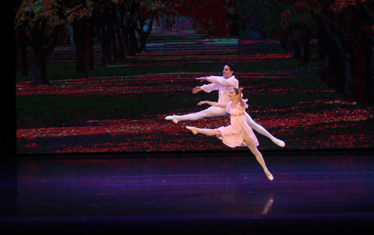 $!Ofrece la Compañía de ballet un despliegue de expresión y magia