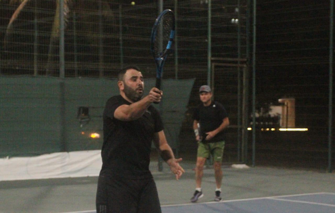 $!Medrano y Watson suman doble triunfo en Torneo Relámpago de Tenis Felipe Hernández
