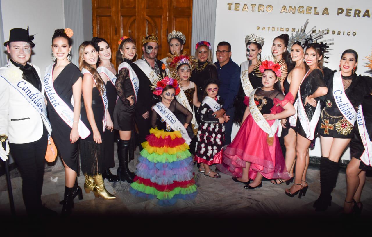 $!Miles de personas disfrutan de la tradicional callejoneada en el Centro Histórico de Mazatlán