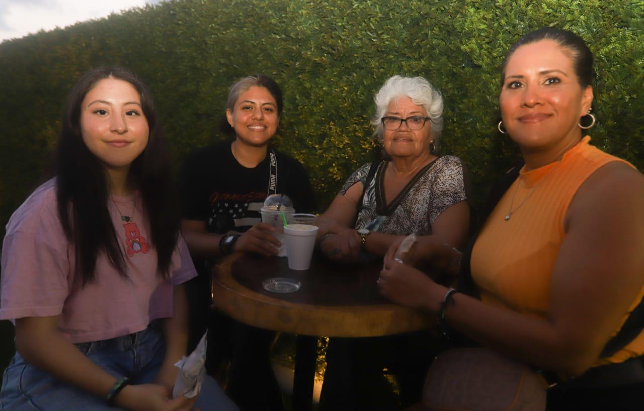$!Mariana Campos Díaz, Fernanda Campos, Gloria Almeida y Marcela Díaz.