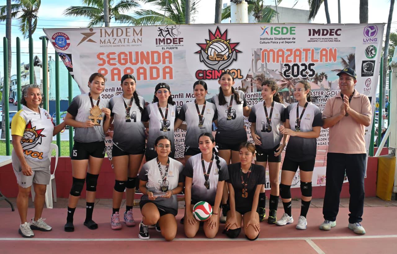 $!Selección Mazatlán impone la casa en Circuito Sinaloense de Voleibol