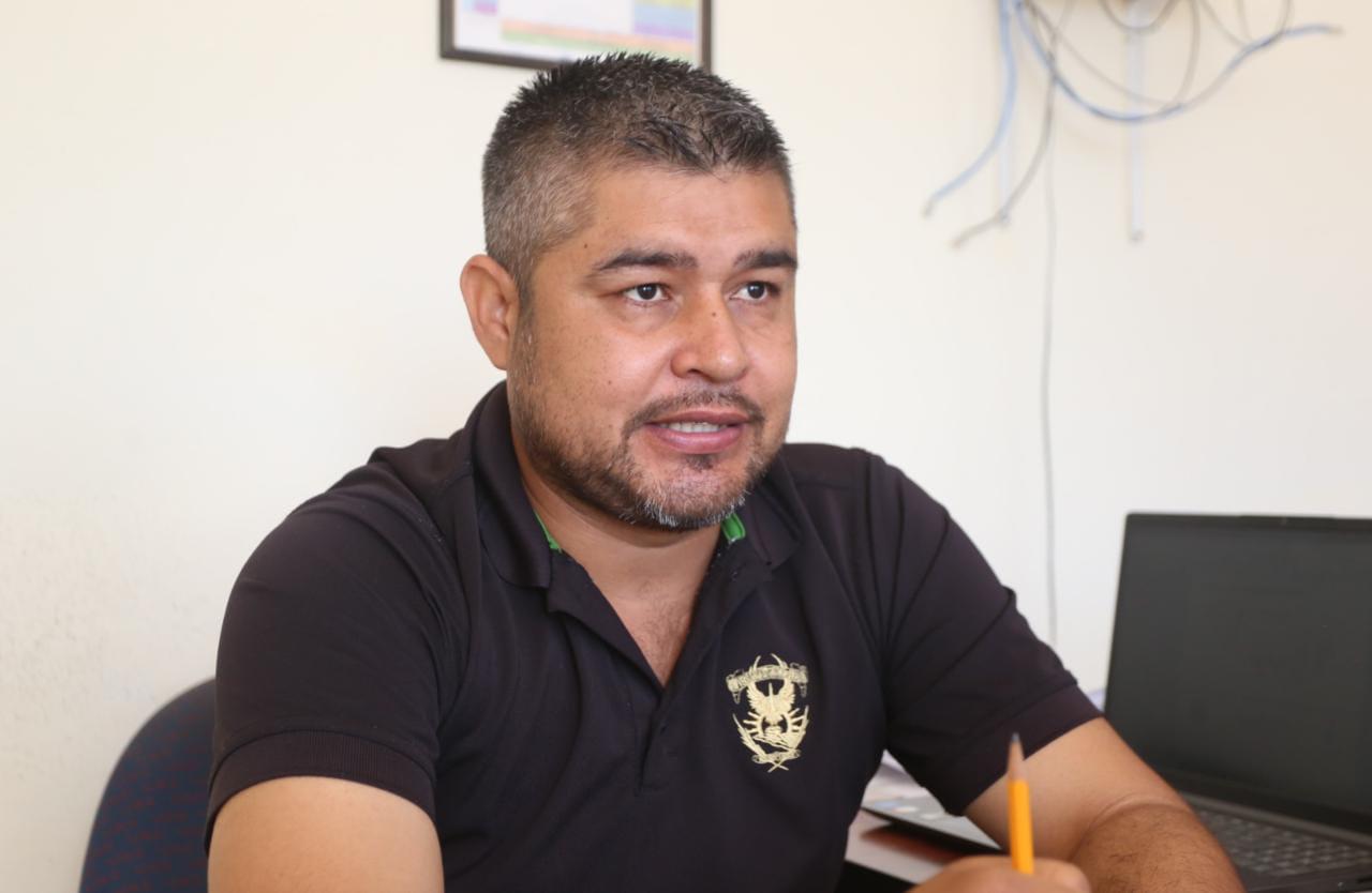 $!El Quelite llama al Gobierno municipal a rehabilitar acceso por debajo del puente, para que haya turismo en Días Santos