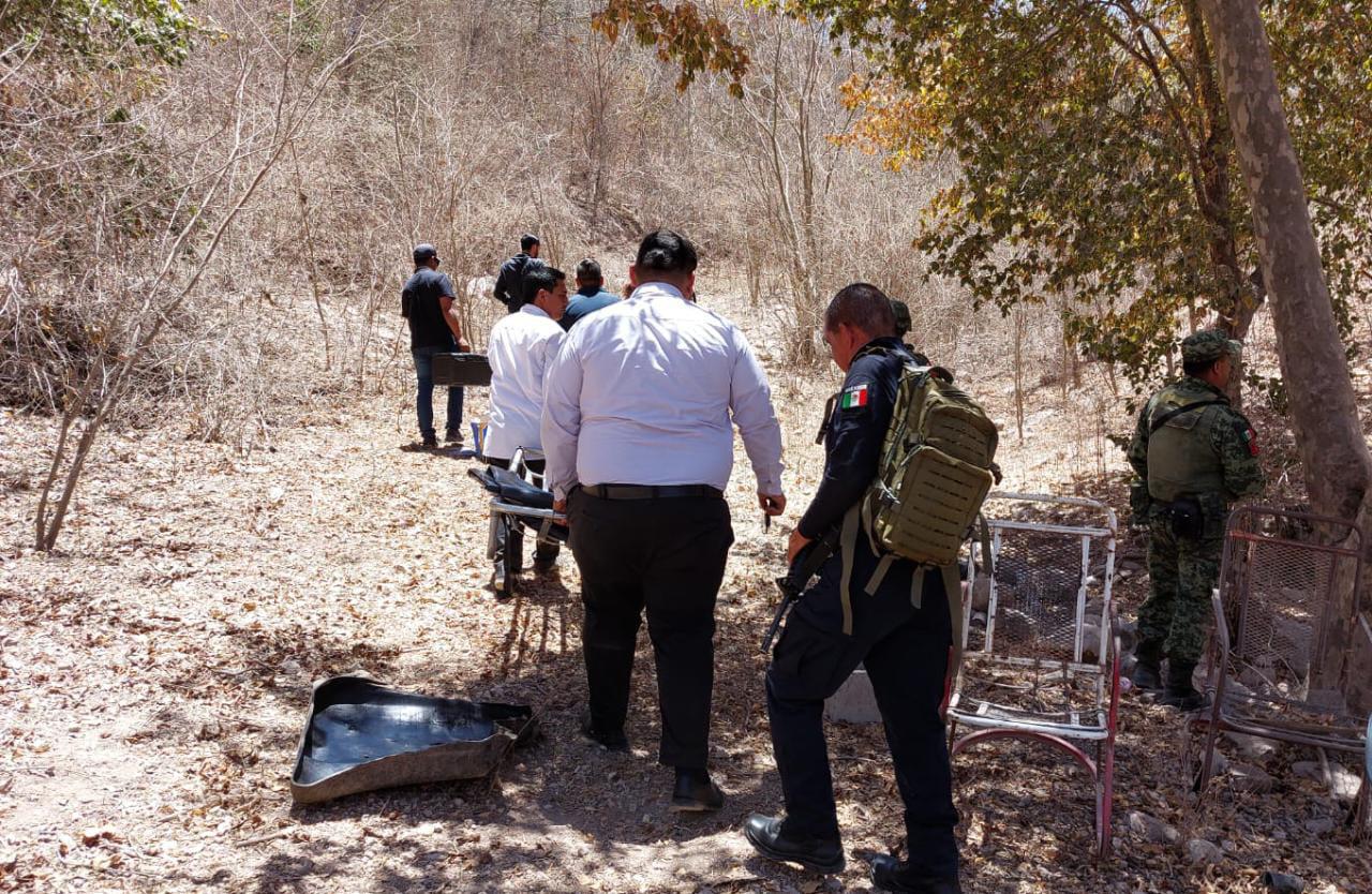 $!Rastreadoras encuentran un cuerpo en Mazatlán