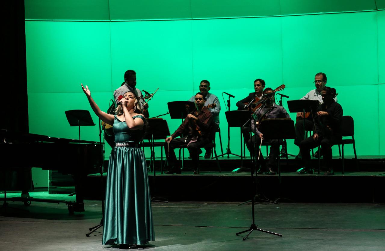 $!El concierto se conformó de canciones emblemáticas del repertorio mexicano.