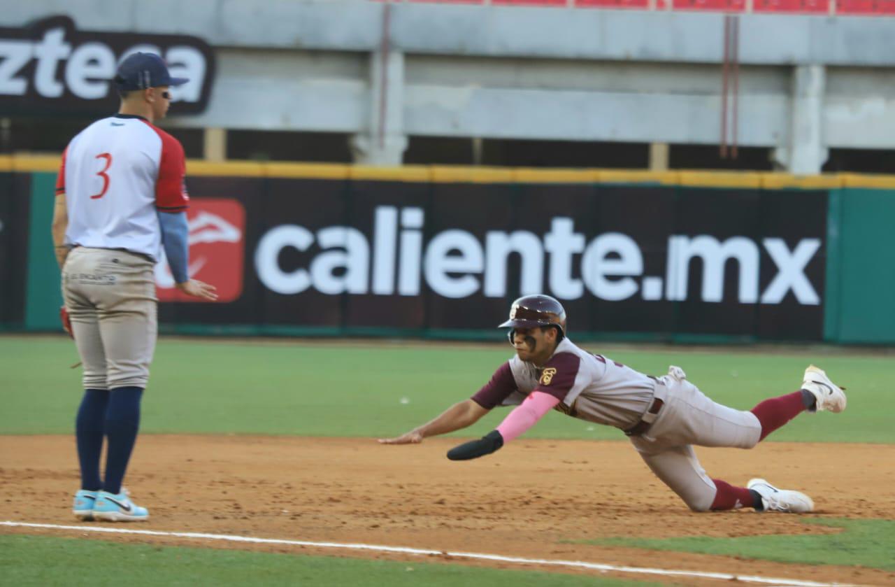 $!Tomateros blanquea a Venados con sólido pitcheo en el Teodoro Mariscal