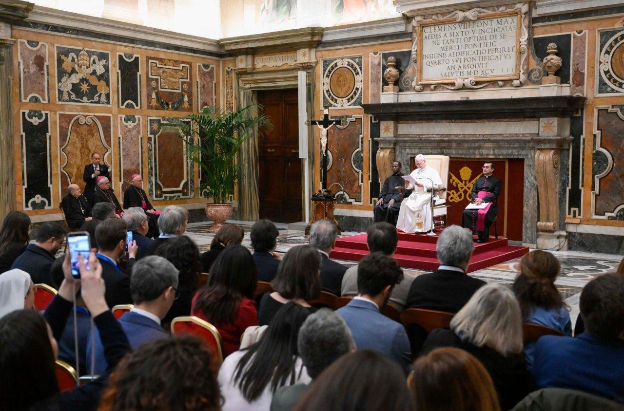 $!Que ningún joven quede al margen en su sueño de un mundo mejor: Papa León XIV