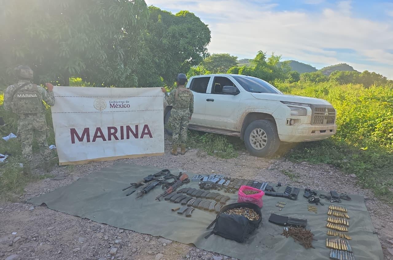 $!Marina detiene a presuntos infractores de la ley y asegura vehículos, armamento y sustancias ilícitas en Sinaloa