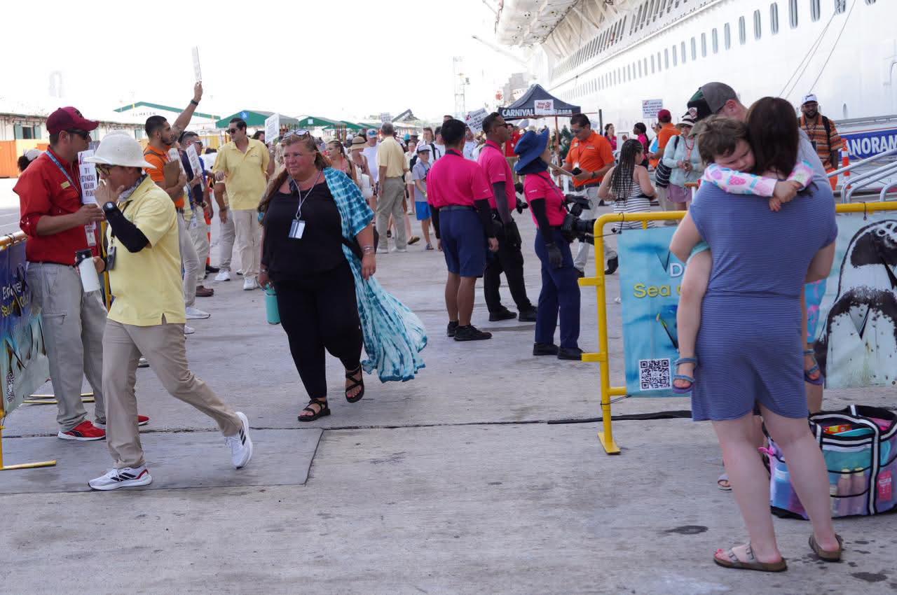 $!Cierre mayo con la visita de 23 mil cruceristas a Mazatlán