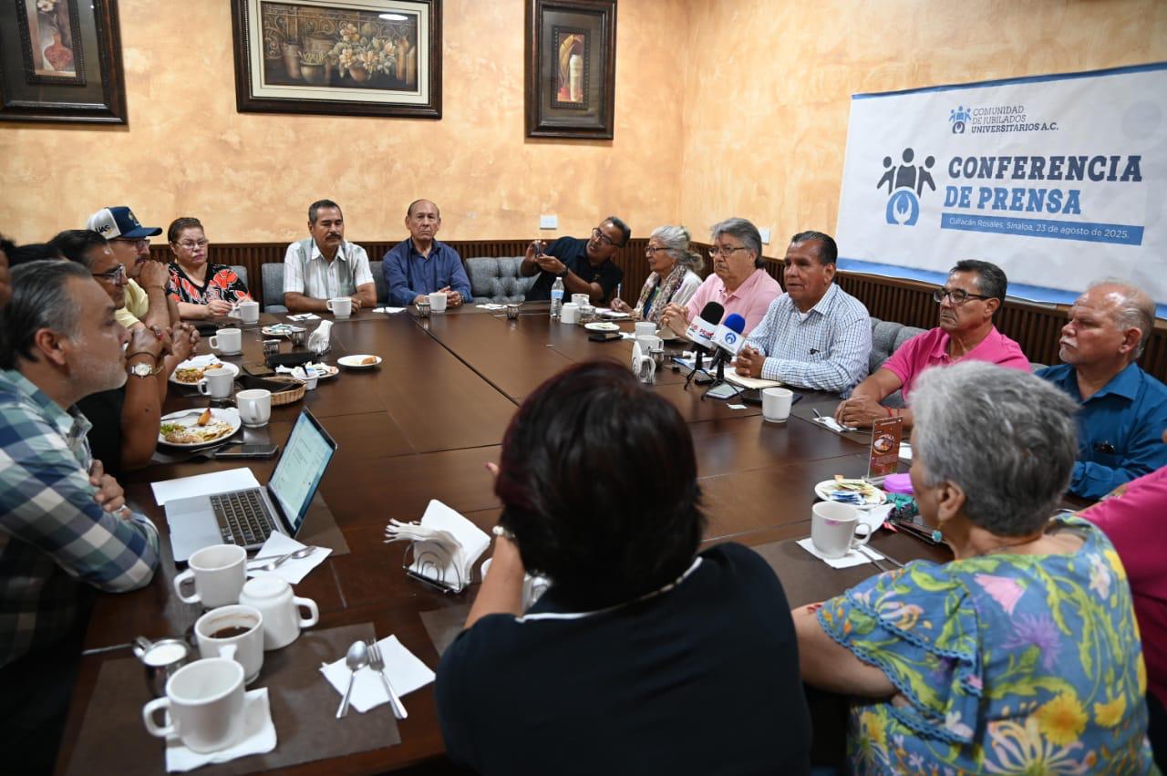 $!Jubilados de la UAS forman asociación civil en defensa de sus derechos