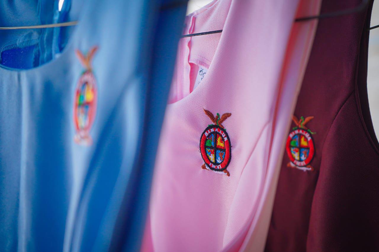 $!Supervisan Economía y SEPyC arranque del canje gratuito de uniformes y útiles escolares en Sinaloa