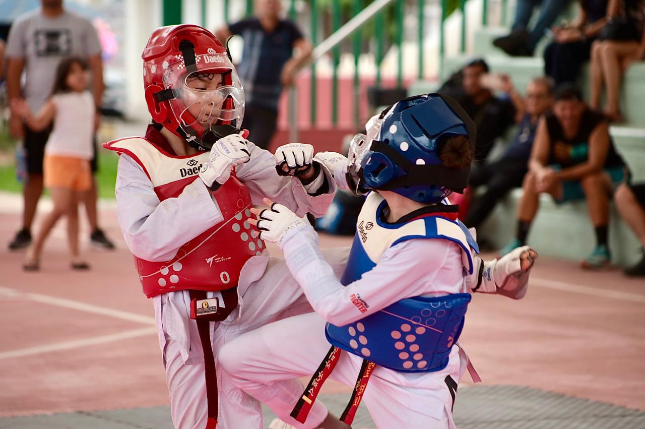 $!Taekwondoínes mazatlecos salen con medio boleto en mano
