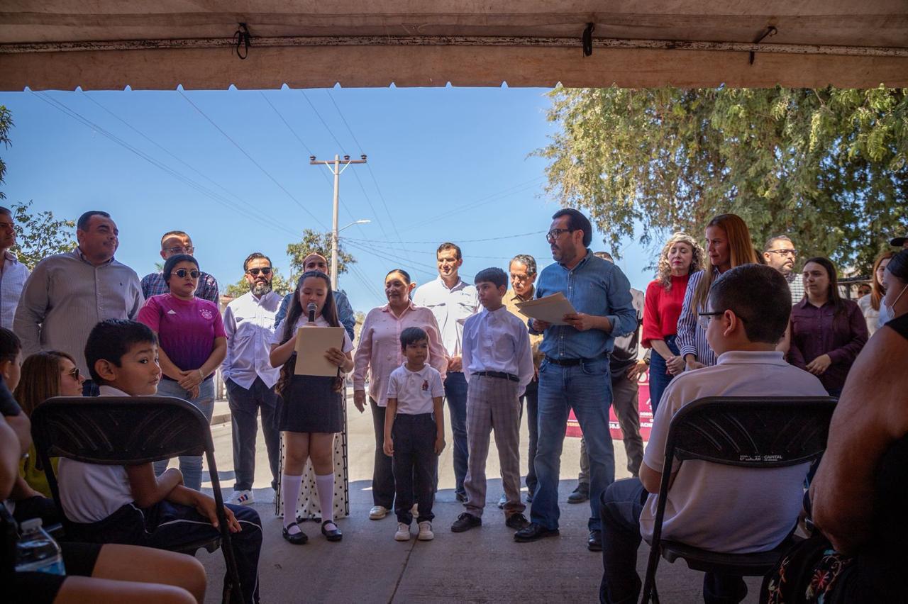 $!Entregan la pavimentación número 201 en Bachigualatito; invierten $5.5 millones