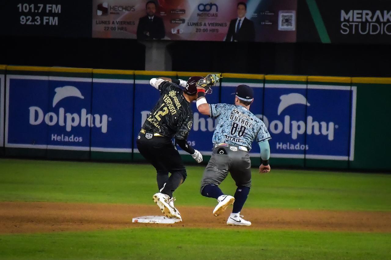 $!Tomateros blanquea a Algodoneros y se lleva la serie en casa