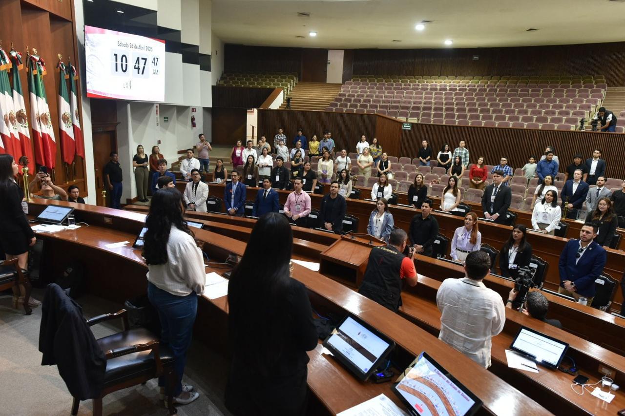 $!Concluye tercera Legislatura del Parlamento Juvenil ‘7 de abril’ del Congreso de Sinaloa