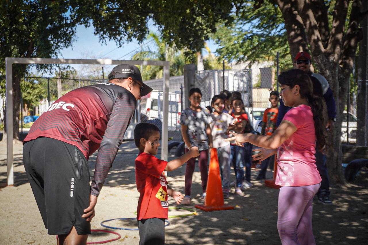 $!Lleva DIF Culiacán Jornada del Bienestar a El Limón de los Ramos