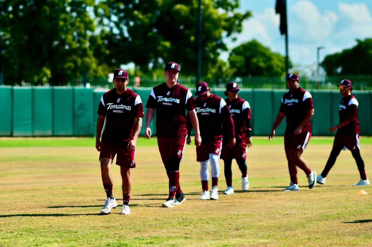 $!Tomateros de Culiacán intensifica la pretemporada 2026-2027 en su segundo día de prácticas