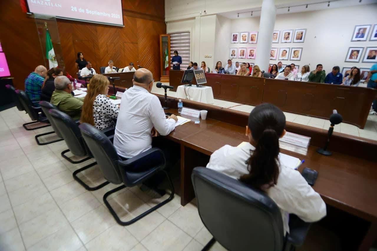 $!En Cabildo Abierto de Mazatlán, piden solucionar el tema de las inundaciones a vecinos de Jacarandas