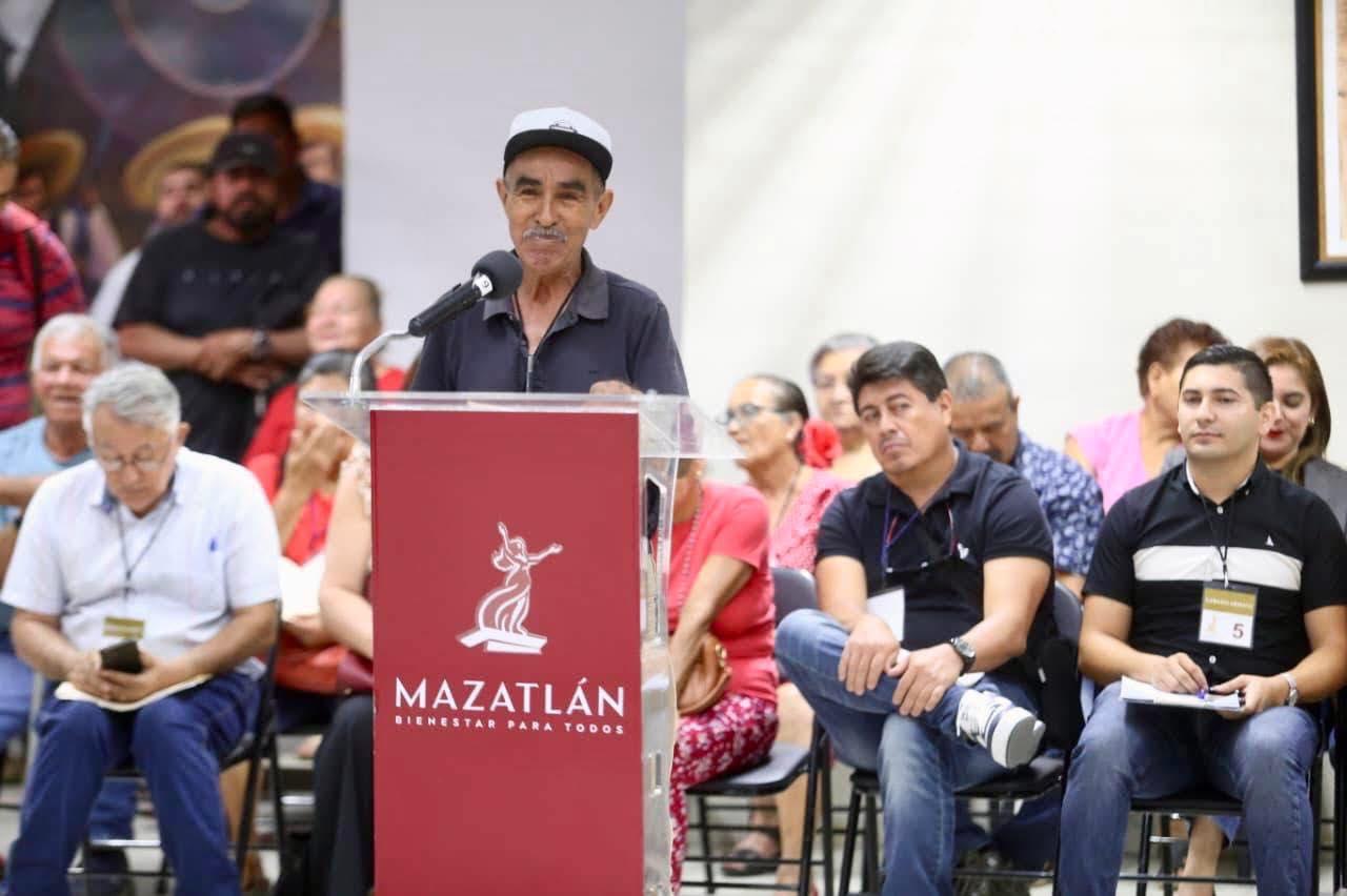 $!En Cabildo Abierto de Mazatlán, piden solucionar el tema de las inundaciones a vecinos de Jacarandas