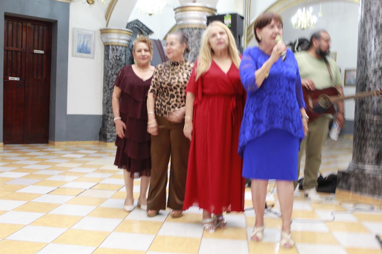 $!Sofía Zazueta, Carmelita Espinoza, Olga Olivia Zazueta y Florina García.