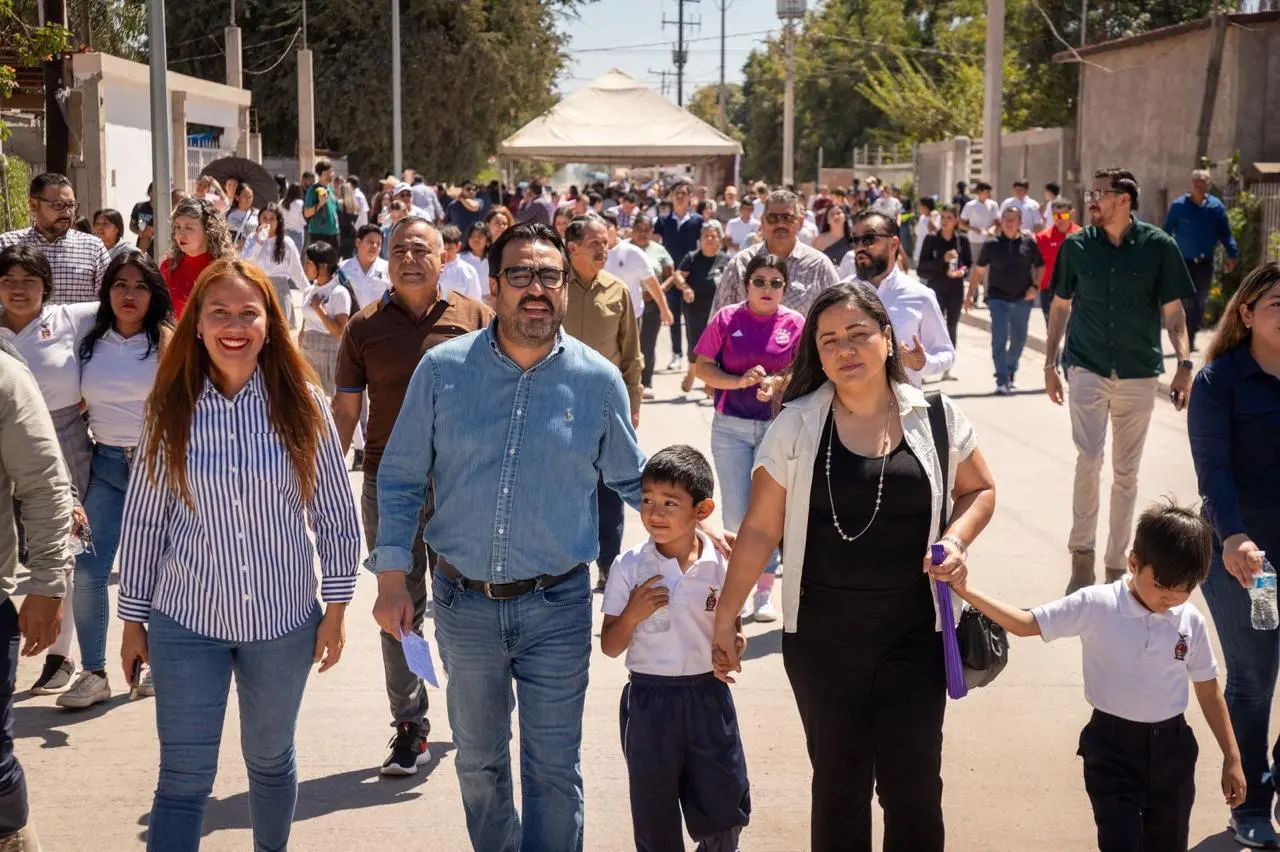 $!Entregan la pavimentación número 201 en Bachigualatito; invierten $5.5 millones