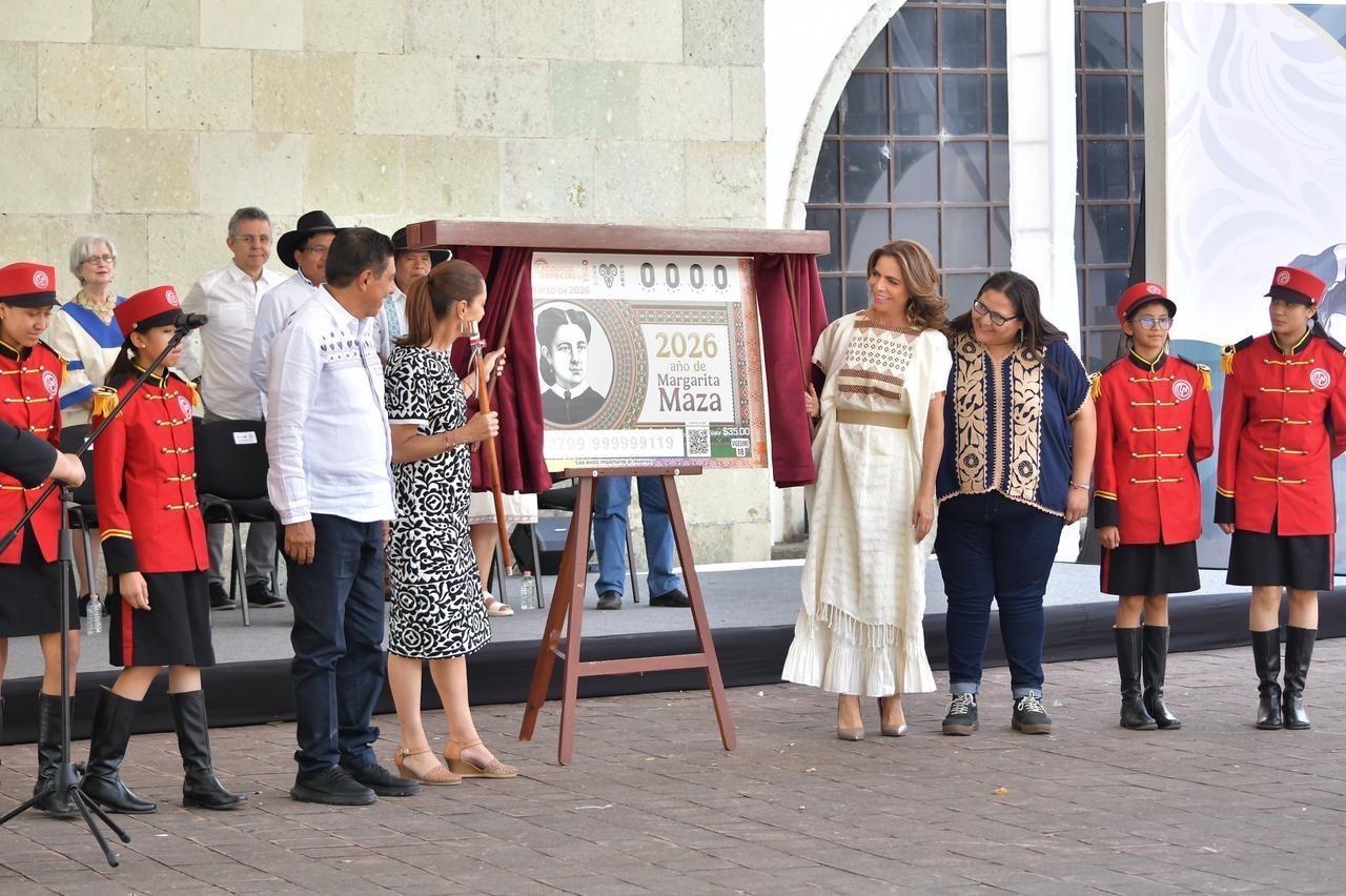 $!Devela la Presidenta Claudia Sheinbaum billete de Lotería que rinde homenaje a Margarita Maza