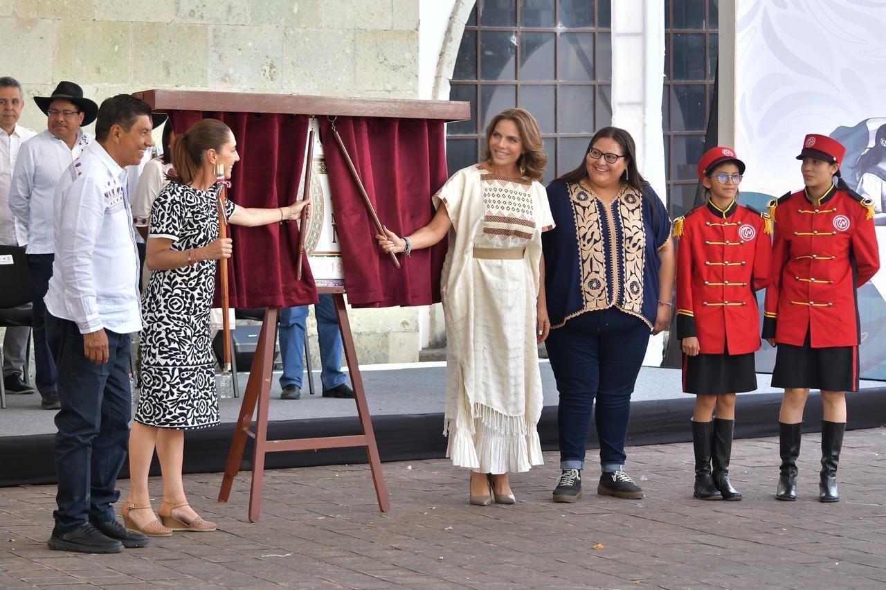 $!Devela la Presidenta Claudia Sheinbaum billete de Lotería que rinde homenaje a Margarita Maza