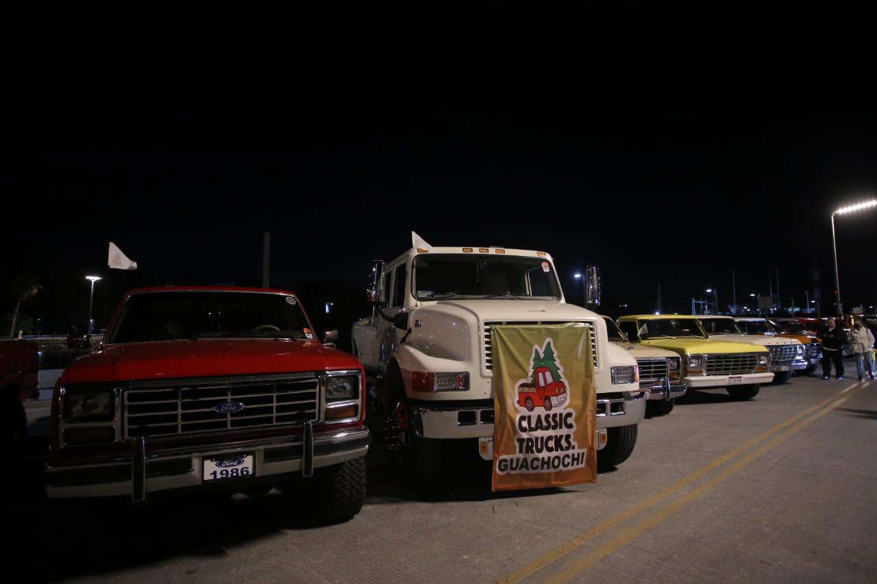 $!Entre el rugir de los vehículos se inaugura la tercera edición de la Semana de la Troca