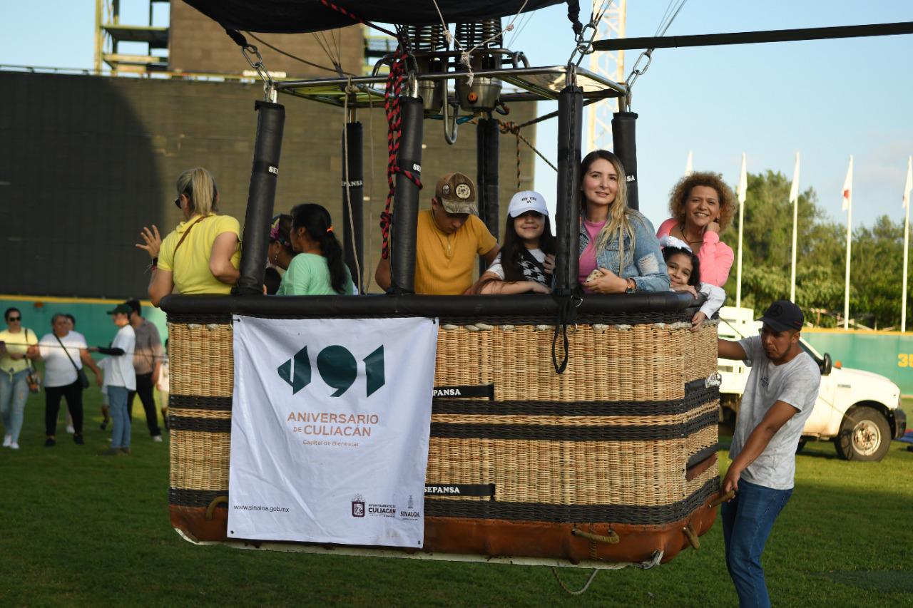 $!Celebran desde globos aerostáticos el 491 aniversario de Culiacán