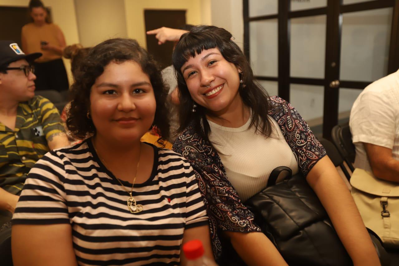 $!Stefany López y Claudia Valencia.