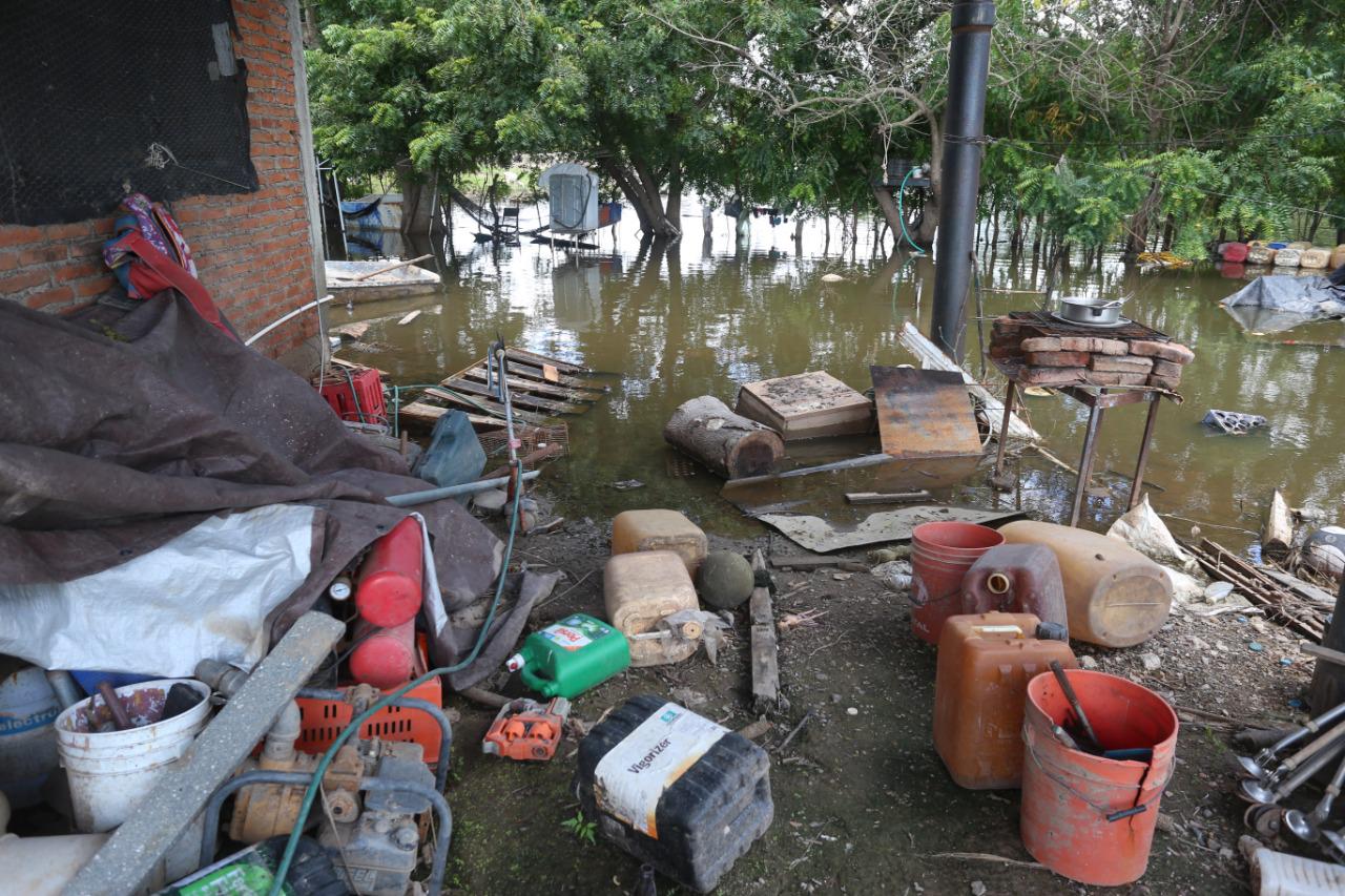 $!El Pozole, en Mazatlán, quedó devastado por el Huracán Nora y ninguna autoridad ha salido al rescate