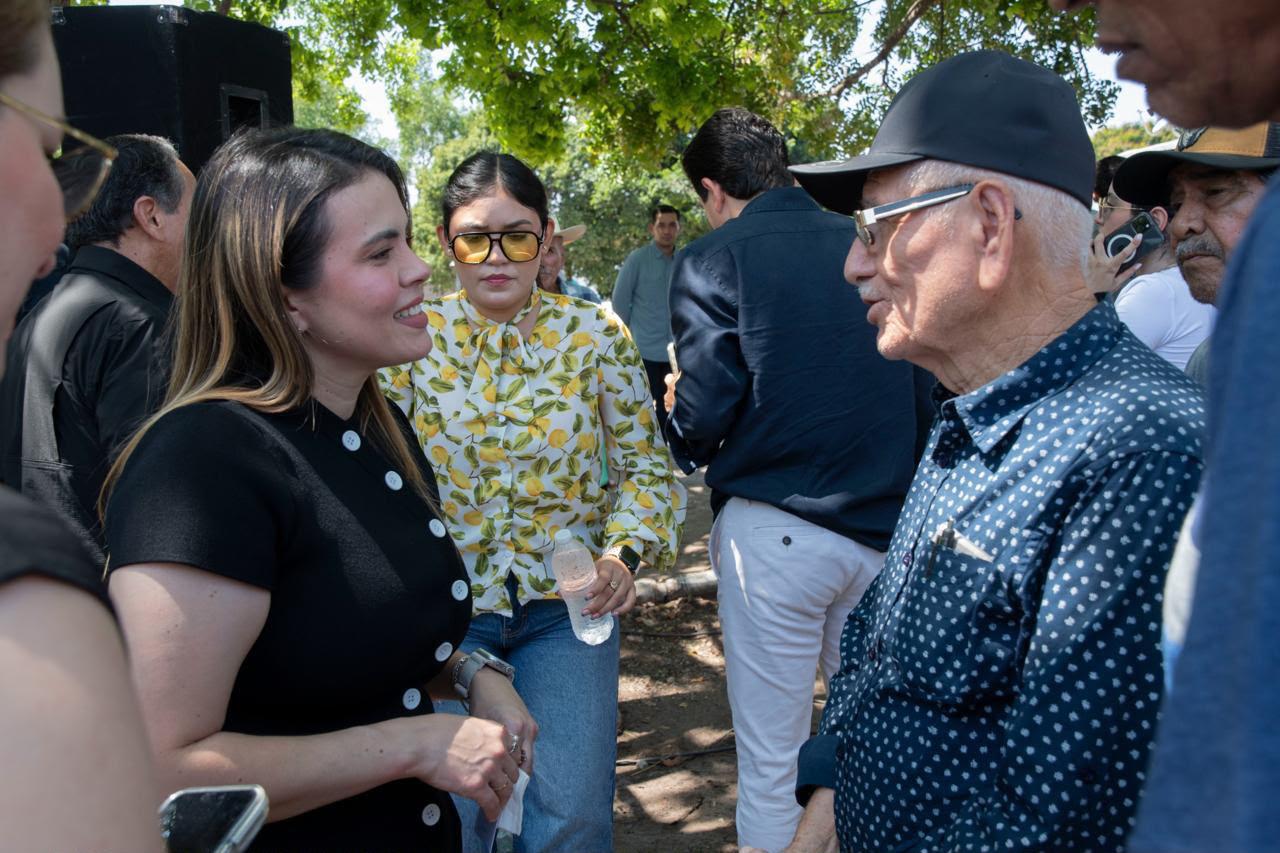 $!Con una inversión de más de $6 millones, Gobierno de Culiacán entrega siete calles pavimentadas en Valle del Sol