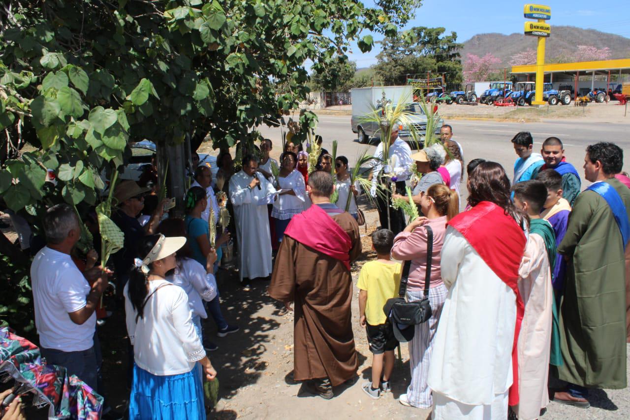 $!Evocan la entrada de Cristo a Jerusalén en el Santuario de Rosario