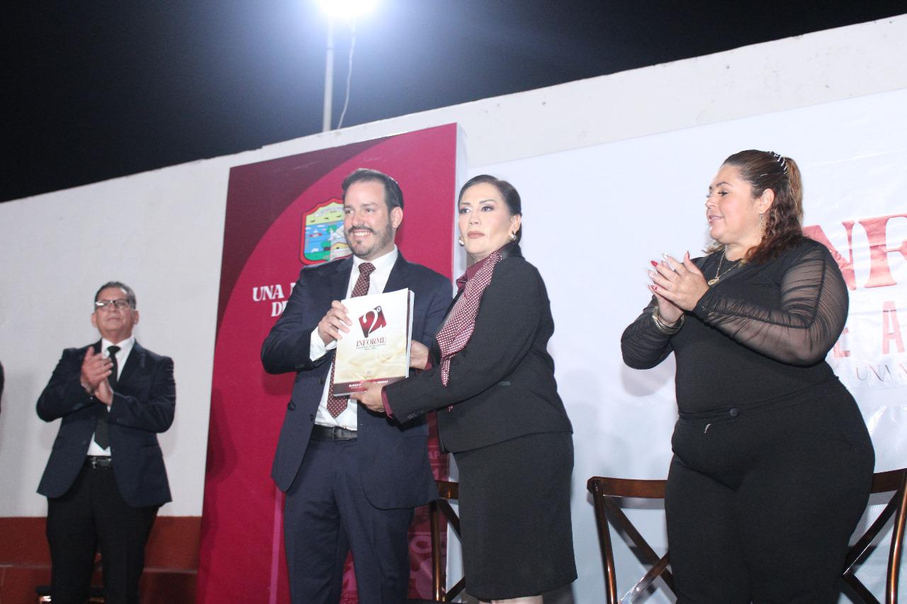 $!Se han invertido más de $80 millones en obras en Escuinapa: Alcaldesa