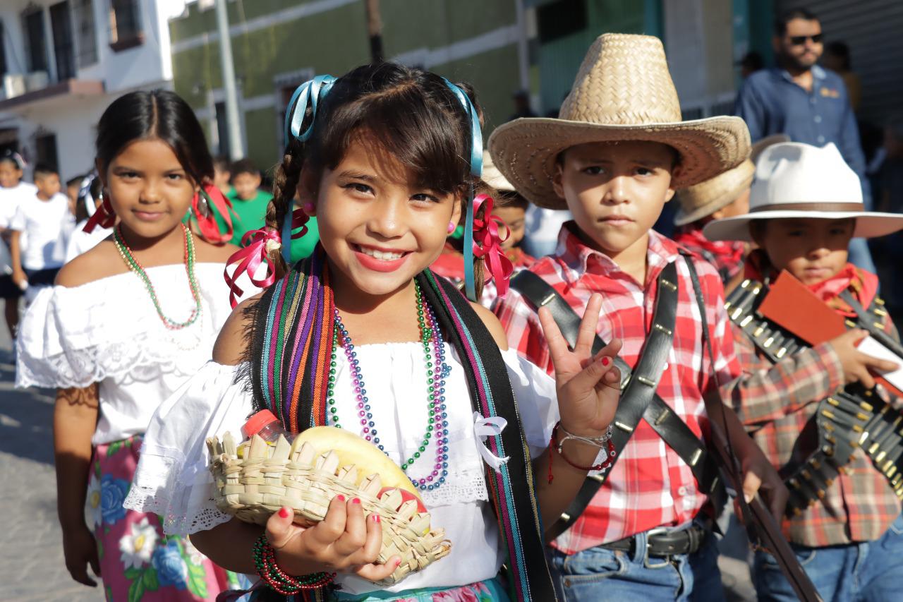$!Celebran en Rosario el tradicional desfile revolucionario