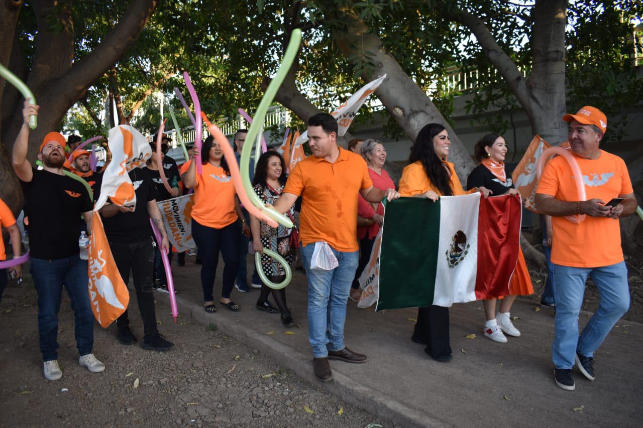 $!Lleva Movimiento Ciudadano marcha al parque acuático de Culiacán; buscan socializar proyecto