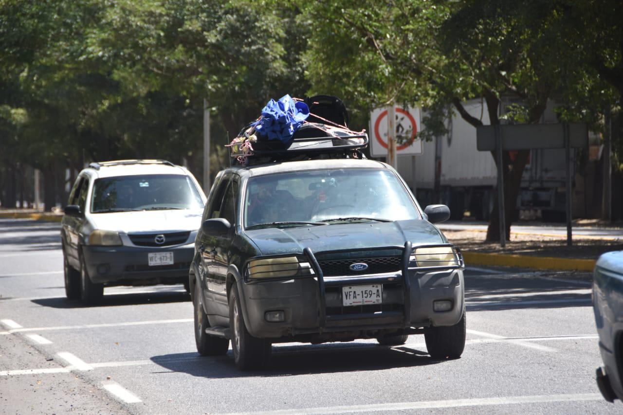 $!Desde Culiacán, vacacionistas ya se mueven a destinos turísticos por Semana Santa