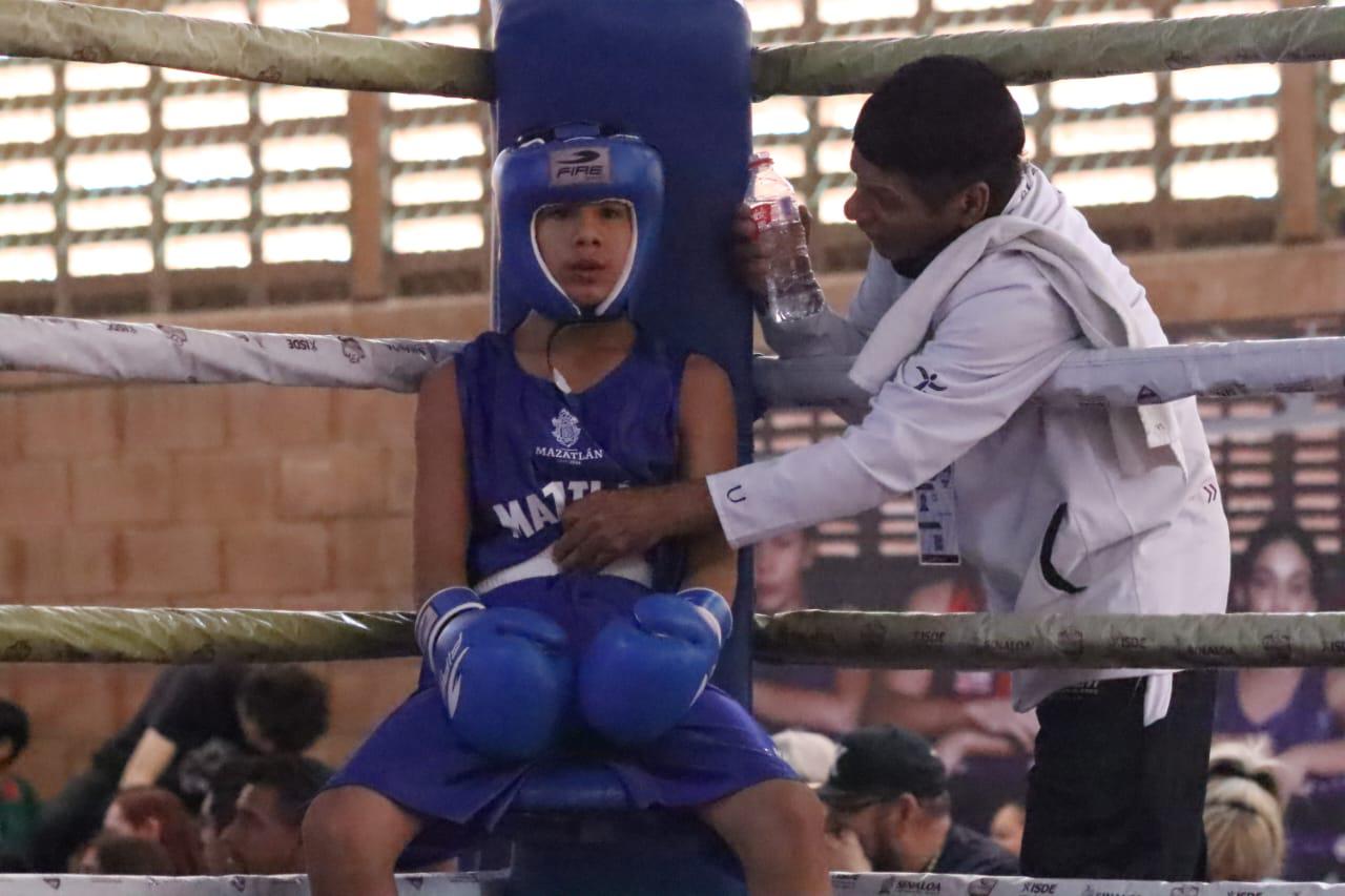$!Muestra Mazatlán puños de oro en Culiacán