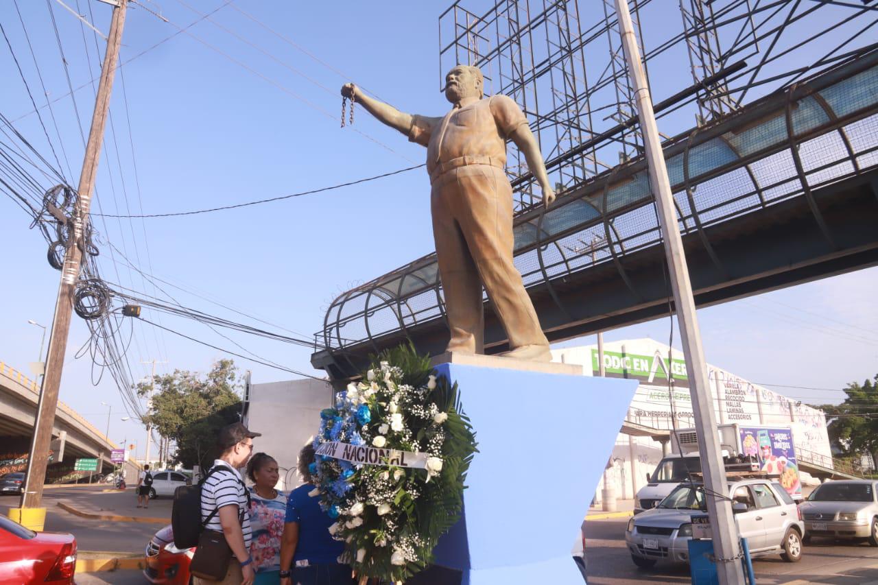 $!Conmemora el PAN Mazatlán el 34 aniversario luctuoso de ‘Maquío’