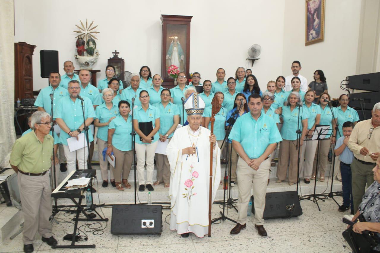 $!Coro de Nuestra Señora del Rosario cumple 15 años de enaltecer celebraciones del Santuario mariano