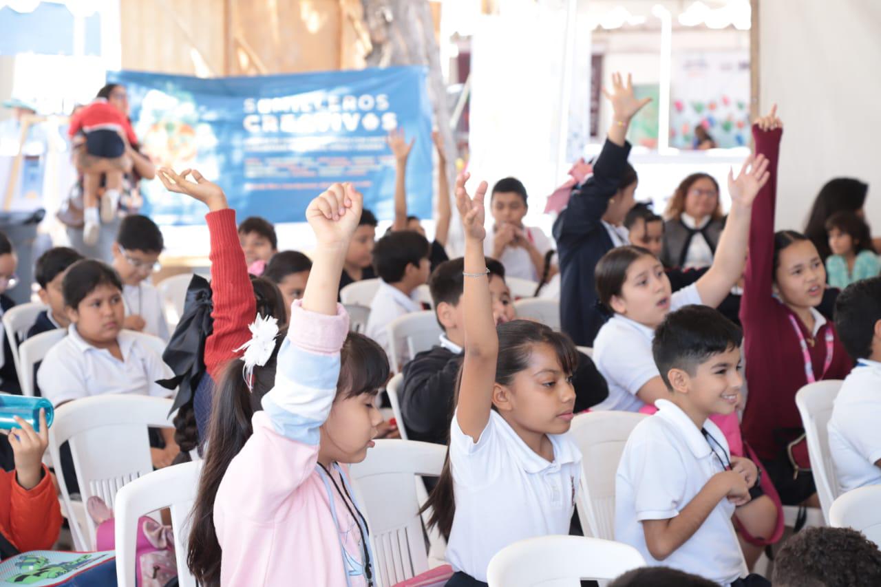 $!Los pequeños que asistieron a los talleres y presentaciones del libro estuvieron muy participativos.