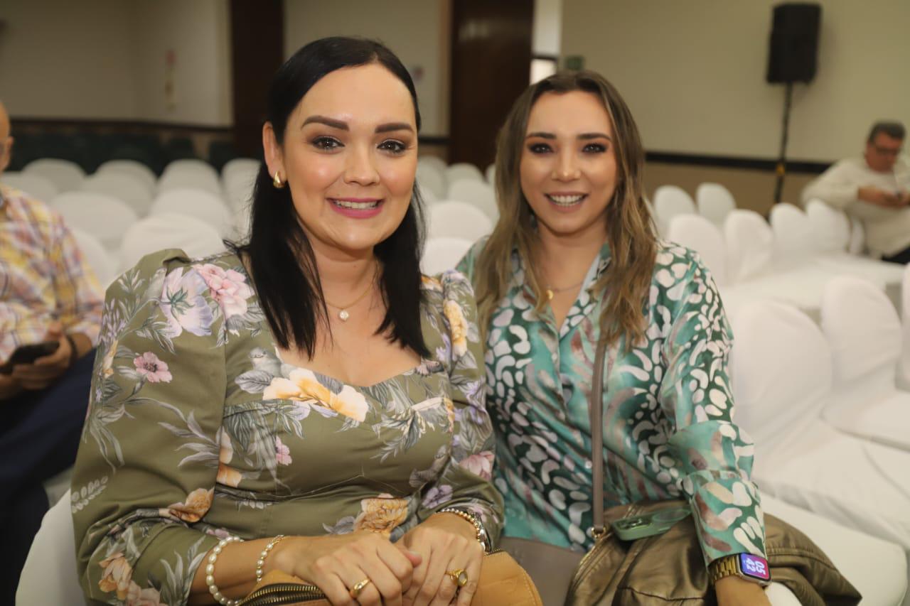 $!Mónica y Paty Bastidas Tirado.