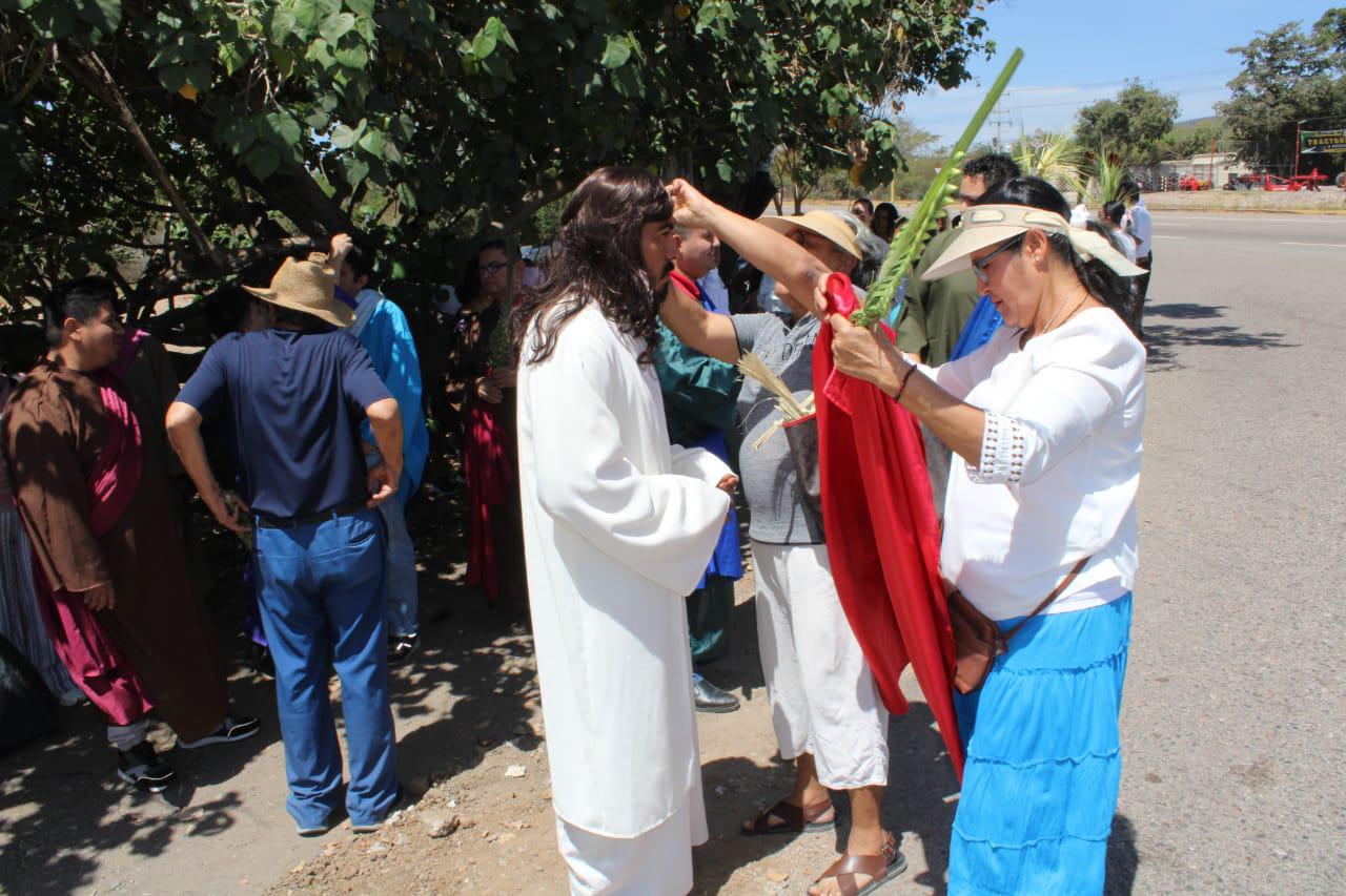 $!Evocan la entrada de Cristo a Jerusalén en el Santuario de Rosario